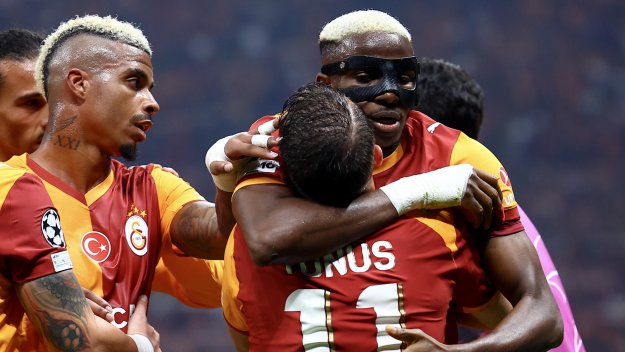 Бивша звезда на Черно море заши гол в ШЛ, Осимен избухна с два гола