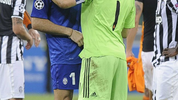 Касияс изпревари Раул по мачове за КЕШ