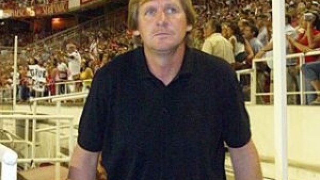 Шустер иска още един нападател