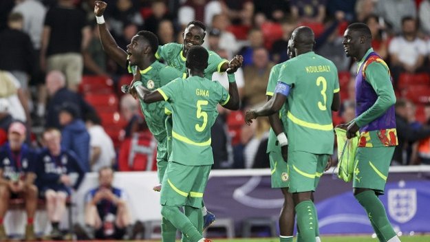 Шоу с 8 гола, бивша звезда на Ливърпул блести с хеттрик