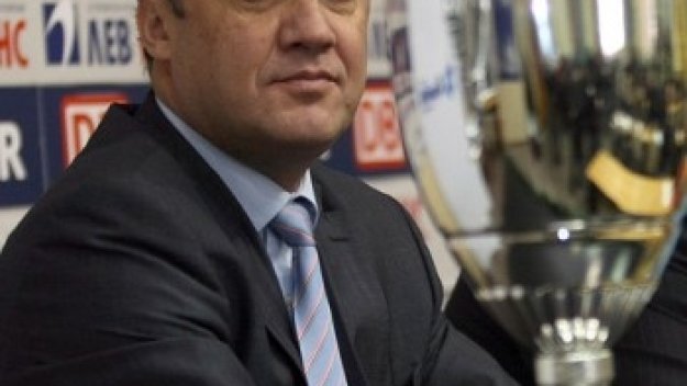 Боби Михайлов с минимален шанс за шеф в УЕФА