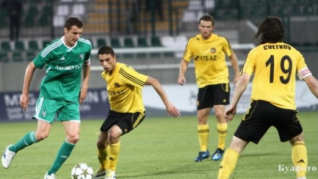 Лудогорец запази минималните си шансове за титлата