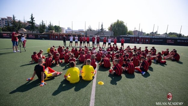 Milan Academy Junior Camp за 10-и път в България