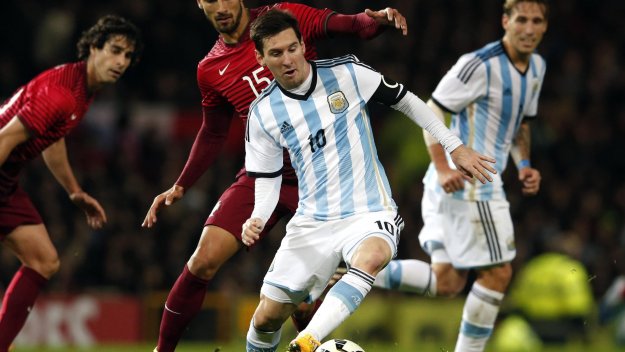 Португалия изненада Аржентина в скучновата контрола