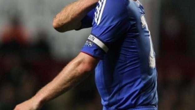 Капело умилостивява Джон Тери