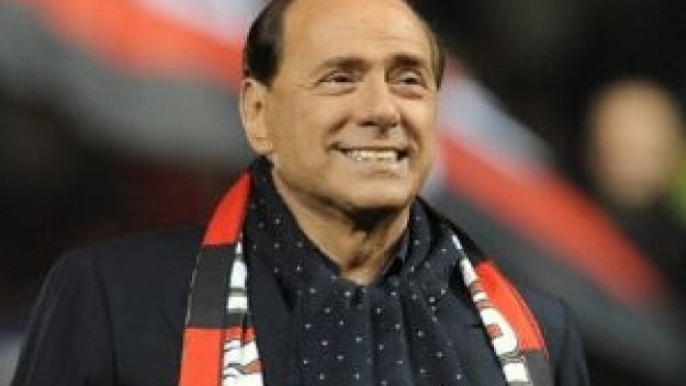 Берлускони продава Милан до 2010 г.