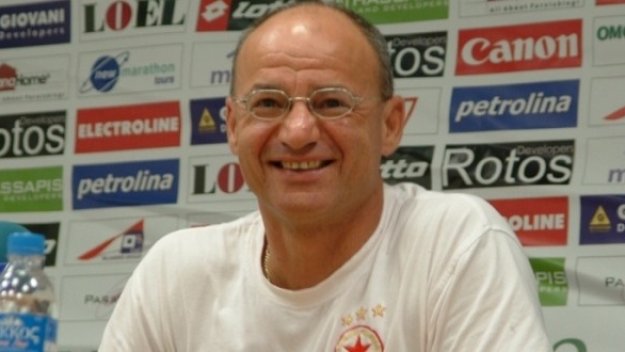 Берое кани Липенски за треньор