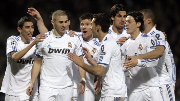 Белите винаги продължават след 1:1 навън в първия мач