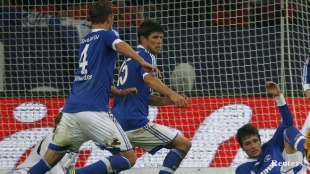 Шалке попиля Волфсбург като гост