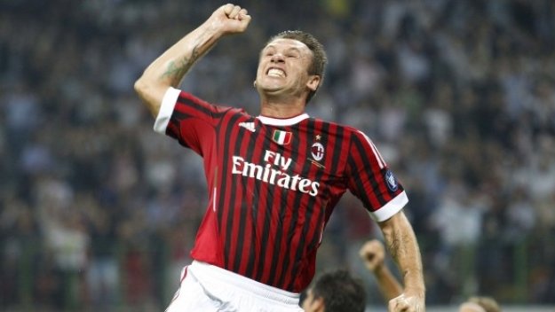 Оперират сърцето на Касано