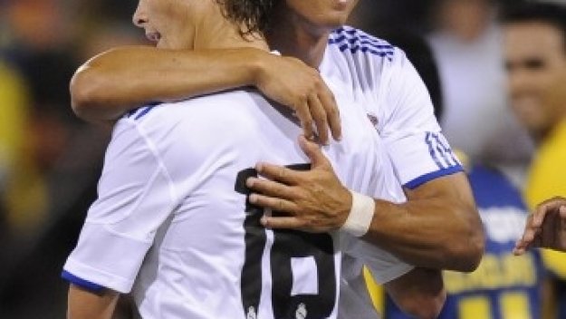 Каналес извън игра за 3 седмици