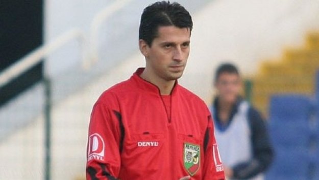 Капитанът на Локо (Сф): Този съдия е ... жена