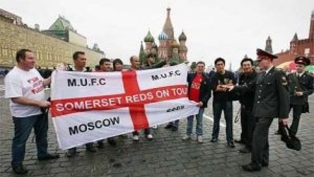 Юнайтед и Челси няма да играят пред пълни трибуни