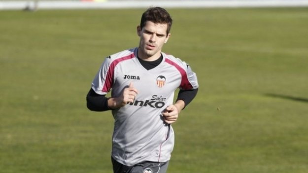 Валенсия прати Гаго във Велес