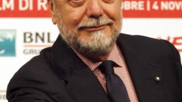 Наполи излиза с 13 срещу Челси