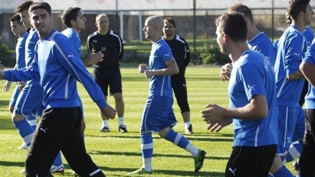 Петима от Левски пропускат контролата с Виктория Пилзен