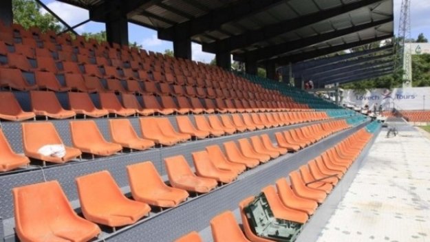 Литекс реже седалки за гостуването на Левски