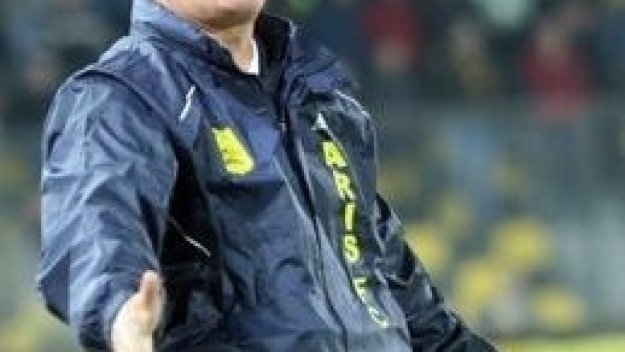 Треньорът на Арис пред Gol.bg: Бъдещето на Иванков ясно до дни