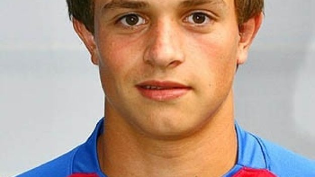 Швейцарски талант се надява Ходжсън да го вземе в Ливърпул