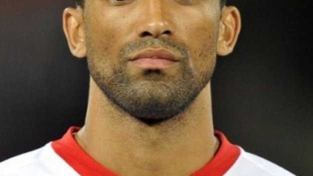 Жозе Босингва се завръща в игра след една година извън терените