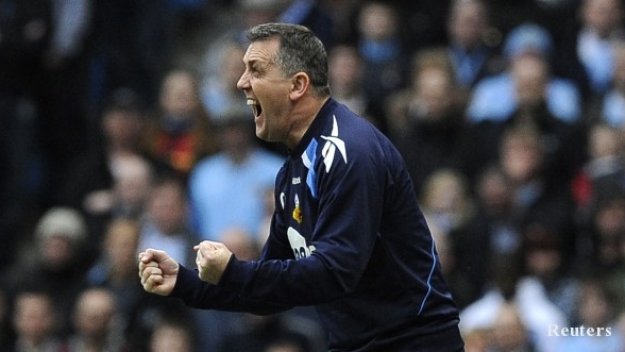 Болтън излезе от опасната зона след измъчен успех над КПР