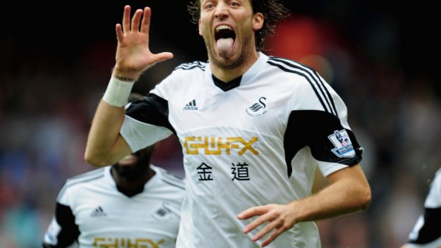 Суонзи праща Мичу в Наполи