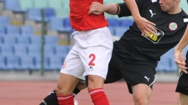 Виданов си търси отбор в чужбина