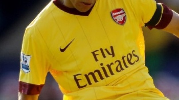 Денилсон си тръгва от &quot;Емиратс&quot; през лятото