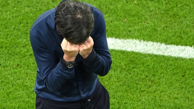 Йоги срича: Унгария нямаше какво да губи и игра с 10 в защита