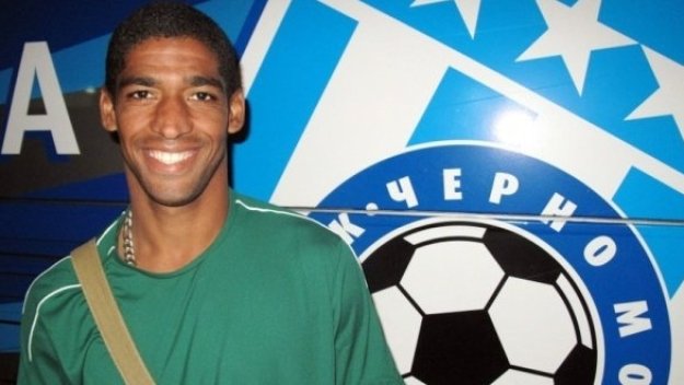 Мишел Платини ще помага на Адемар в ЦСКА