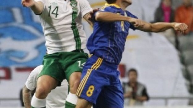 Два гола в последните 2 минути донесоха 2:1 на Ирландия