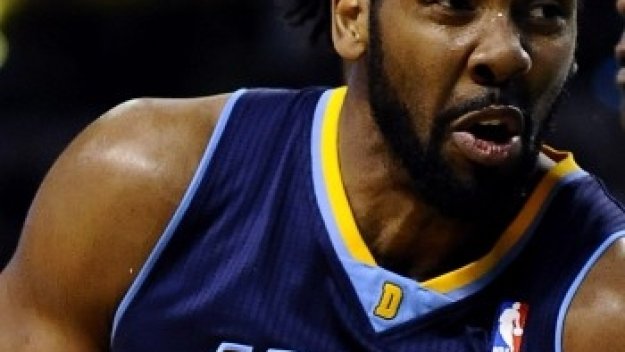 Денвър продължава да бие