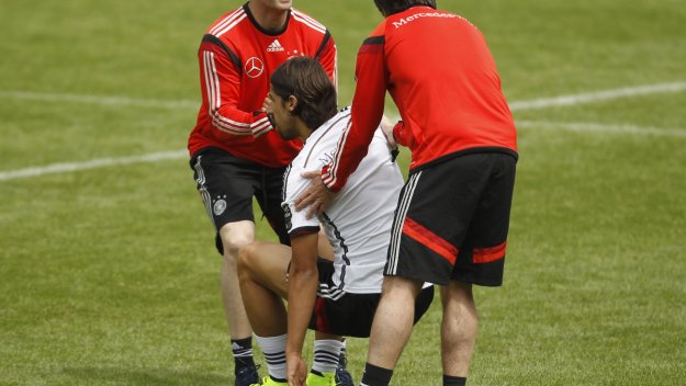 Венгер подсилва щаба с фитнес специалист