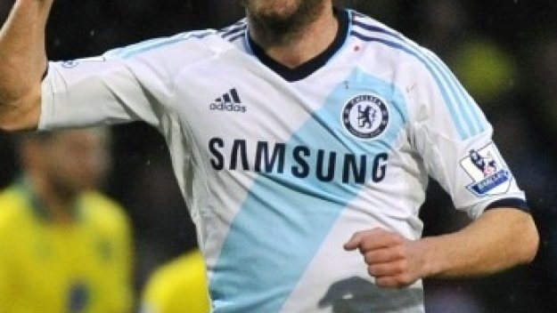 Челси с трудна, но ценна победа над Норич