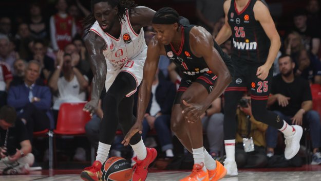 Олимпиакос излъга Апоел в грозен мач в Атина