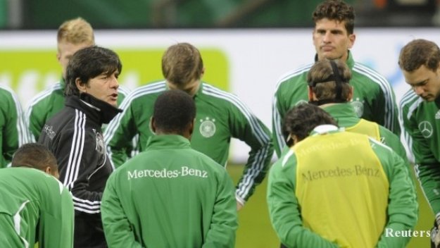 Льов: Ще е интересно с французите