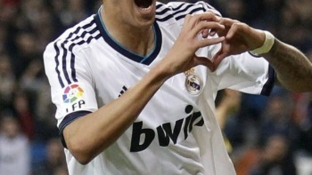 Реал Мадрид разгроми Сарагоса без игра