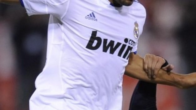 Спрели бой на тренировка на Реал