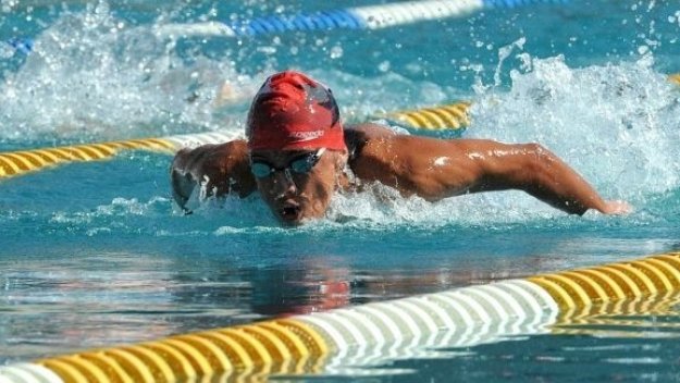 Михаел Йорданов и Венцислав Айдарски с нови рекорди по плуване