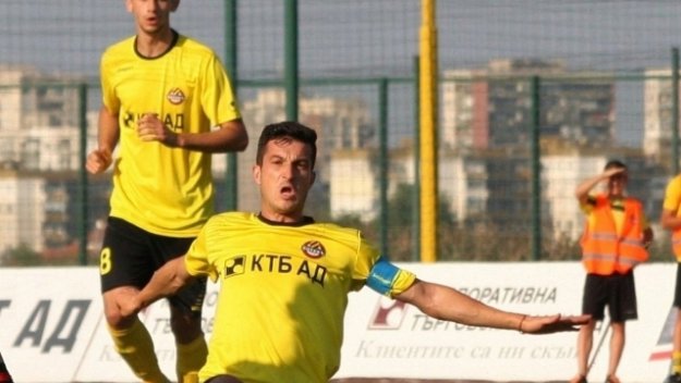 "Канарчетата" полетяха високо