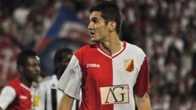 Левски уреди Даниел Мойсов