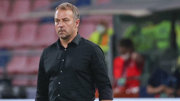Флик вади тежката артилерия срещу Англия