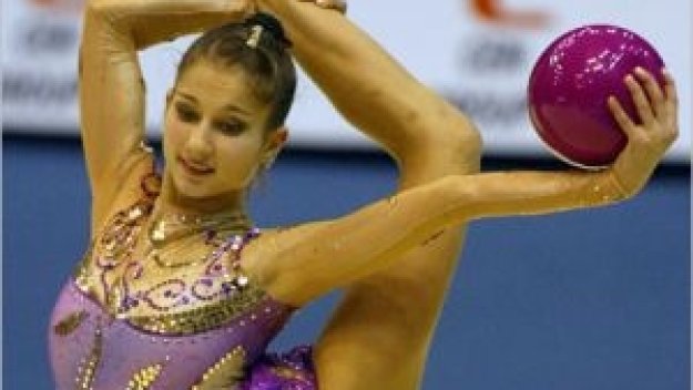 Симона Пейчева чака бебе, спира със спорта