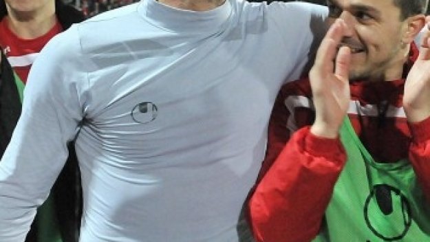 Апостол Попов започва тренировки през януари