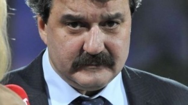 Батков изригна: Ние сме морални шампиони, Литекс купува мачове