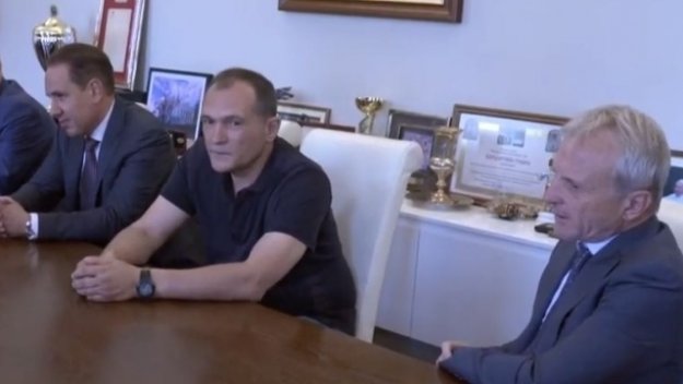 И ЦСКА поздрави собственика на Левски