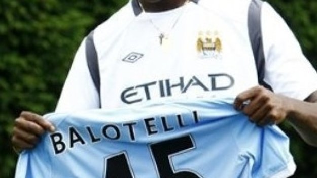 Приятел на Балотели: Марио може скоро да се върне в Италия