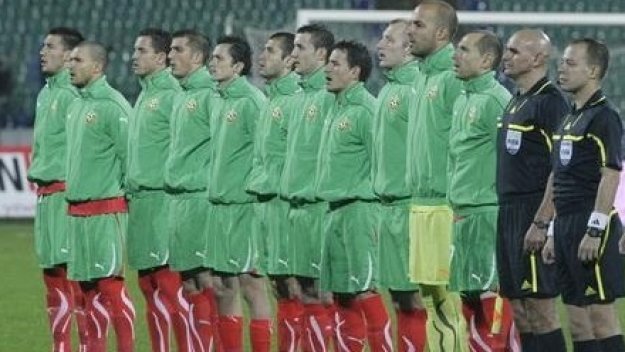 &quot;Лъвовете&quot; в червено срещу Естония