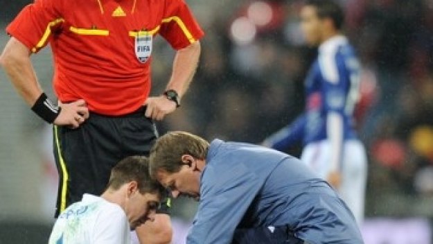 Пул към Англия: Аматьори! Вие сте позор!