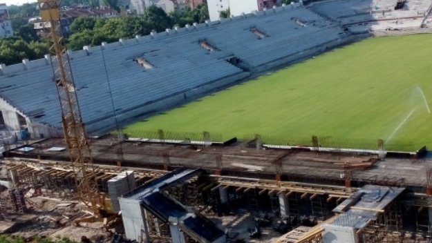 Укрепват стадион "Христо Ботев", няма да се строи в скоро време